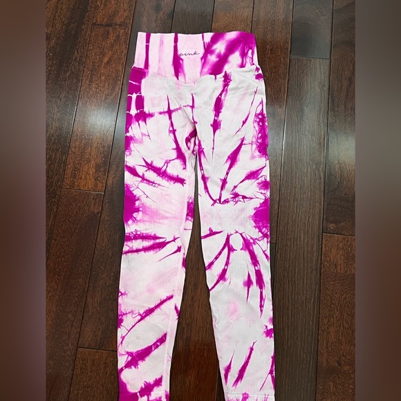 PINK Active Tie-Dye Leggings - Magenta and White - Picture 3 of 5